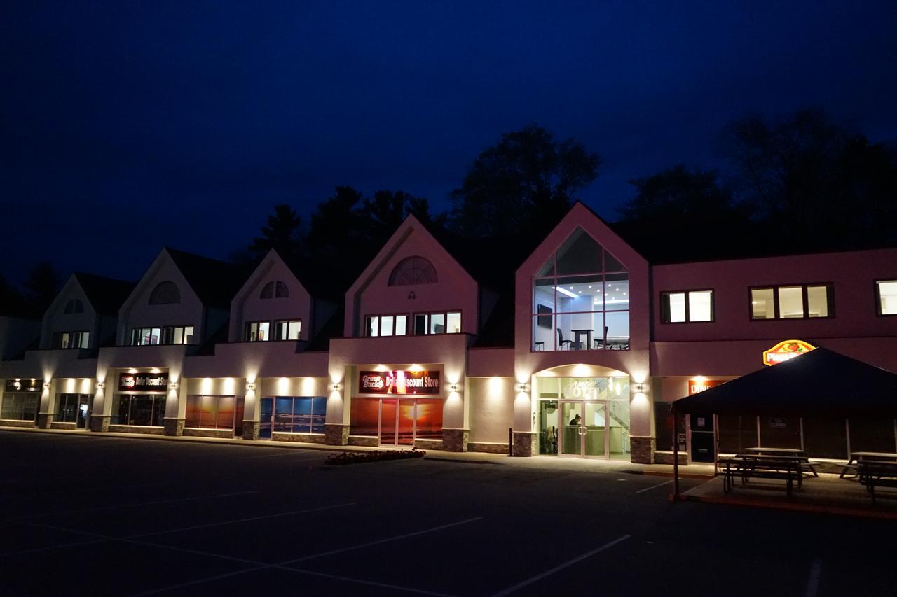 Amber Hotel Grand Bend Exterior photo